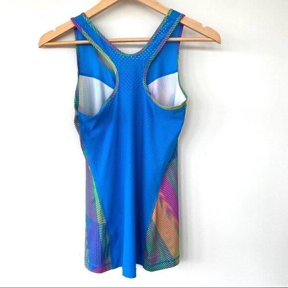 Nike Dri-Fit racerback tank  top, athletic - Picture 3 of 10